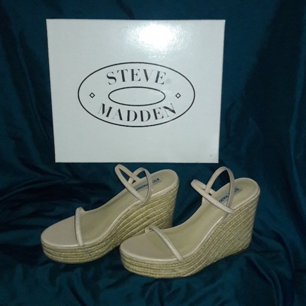 Steve Madden open toe wedge sandals
